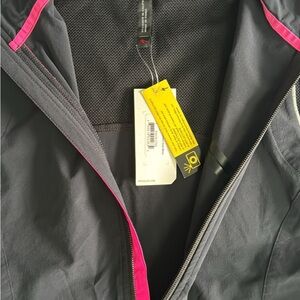 Specialized wind breaker vest size small